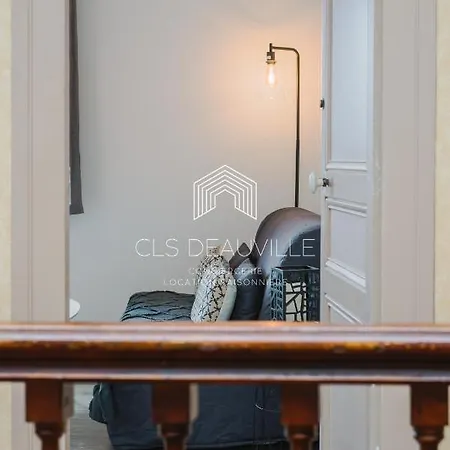 Le Cyrano C.l.s شقة